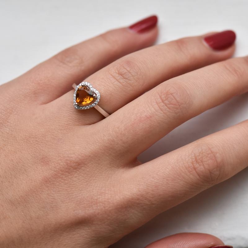 Zlatý prsteň s citrínovým srdcom a diamantmi Sanay 16730