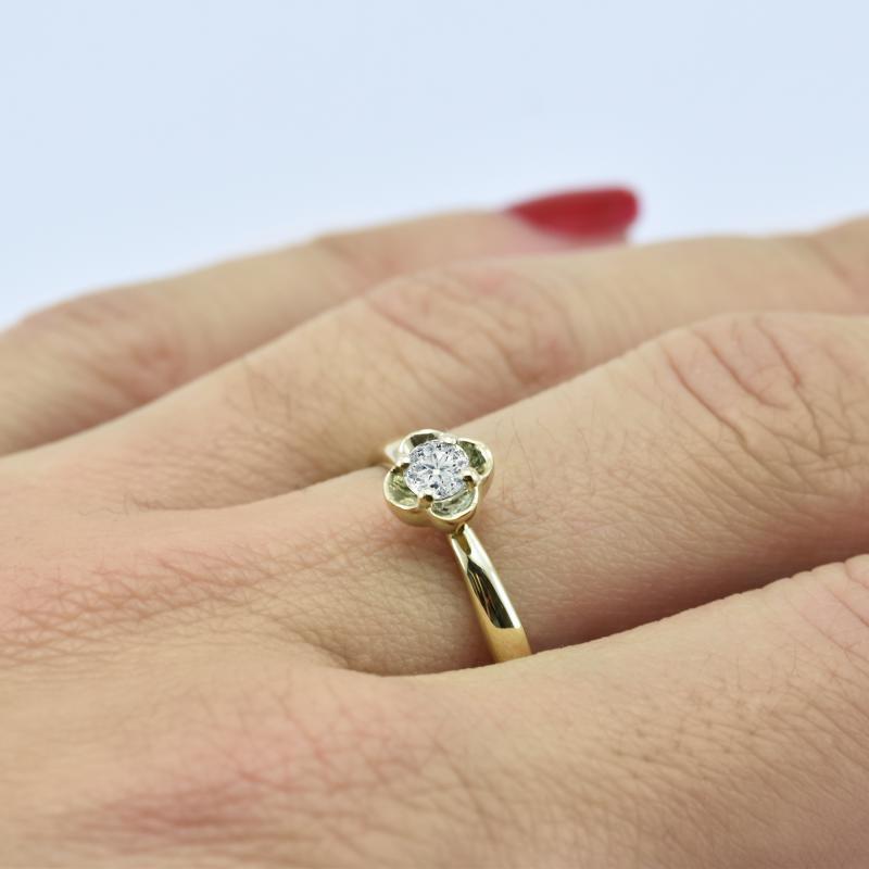 Zlatý zásnubný prsteň 17260