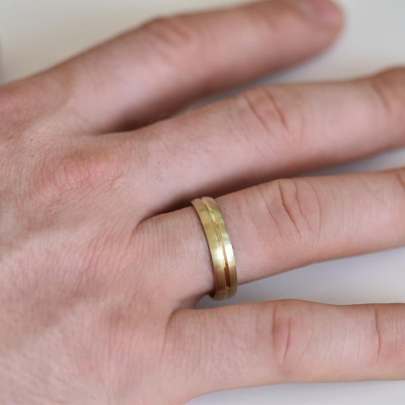 Pánsky svadobný prsteň 21110