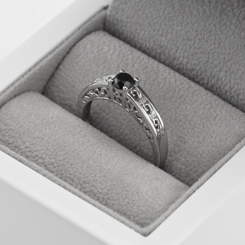 Vintage prsteň s čiernym diamantom 47960