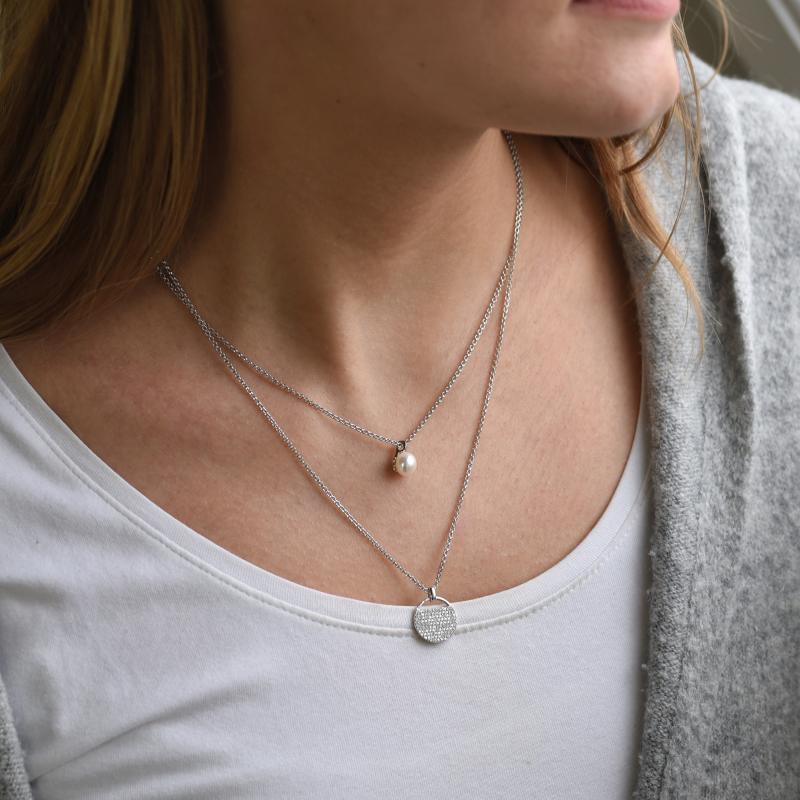 Strieborný náhrdelník s perlou a zirkónmi 51770
