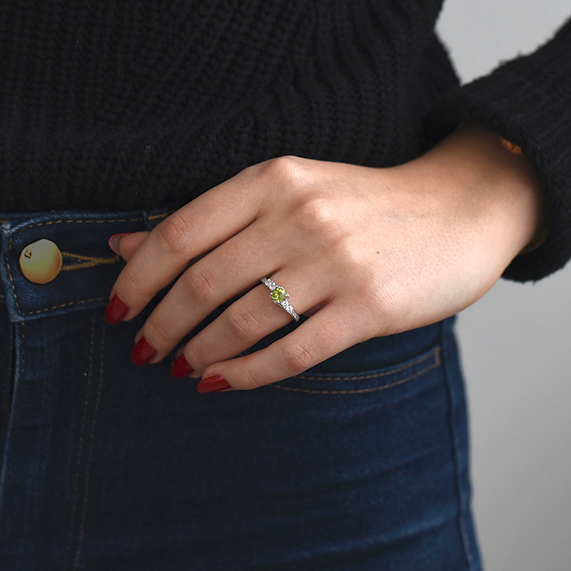 Romantický strieborný prsteň s olivínom Willga 58530