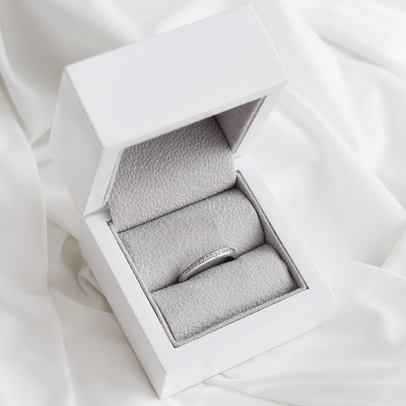 Eternity prsteň s lab-grown diamantmi a pánsky komfortný prsteň Guerra 102221