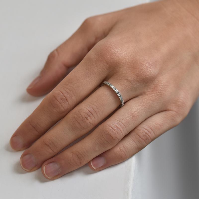 Eternity prsteň s moissanitmi a pánsky komfortný svadobný prsteň Arooj 105421