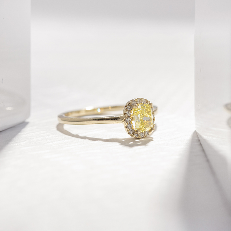 Zásnubný prsteň s 0.46ct IGI certifikovaným žltým lab-grown diamantom Velia 111361