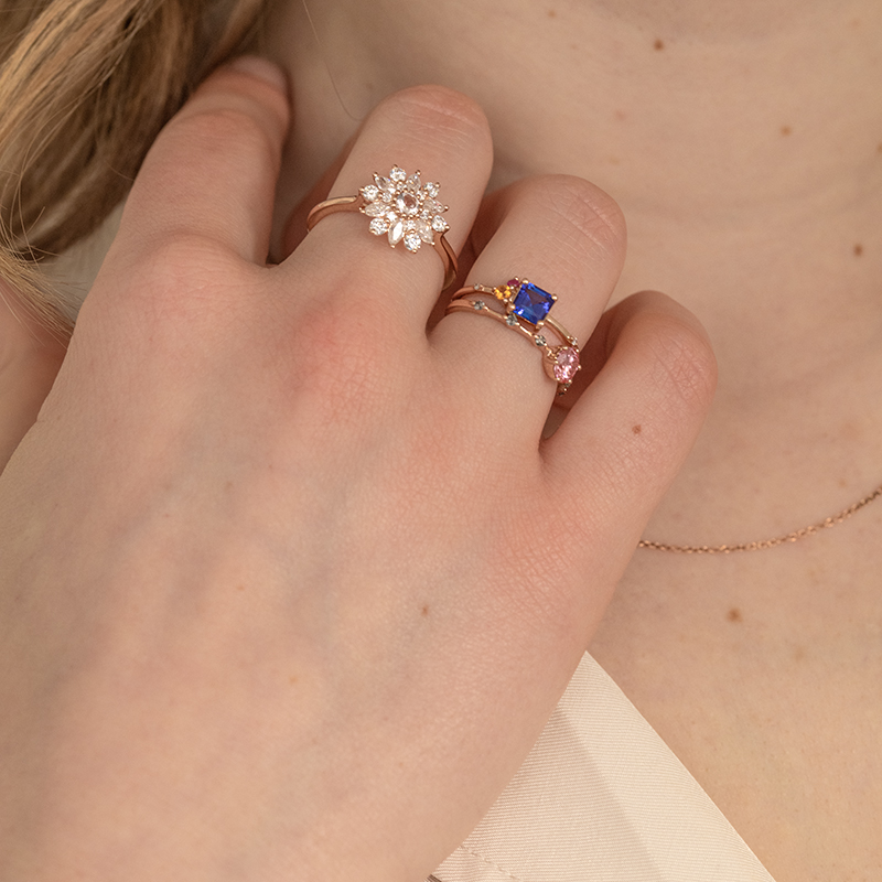 Cluster prsteň s asscher tanzanitom, padparadscha zafírom, rubínom a diamantom Esme 119811