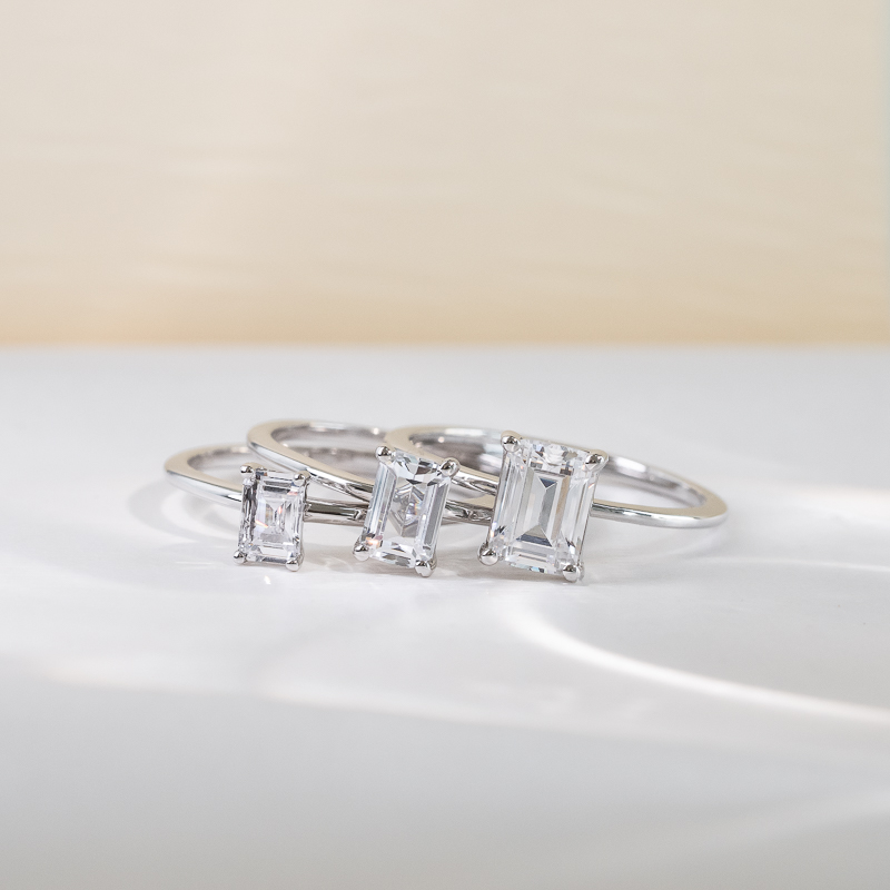 Zásnubný prsteň s emerald diamantom Shea 121331