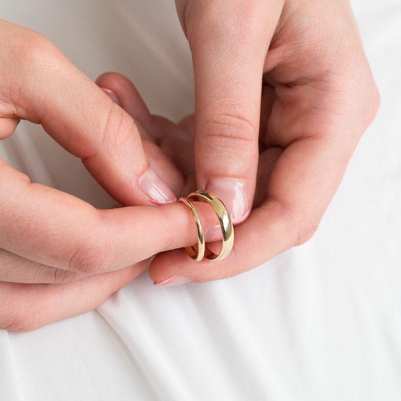 Pologuľaté svadobné prstene zo zlata Amma 123391