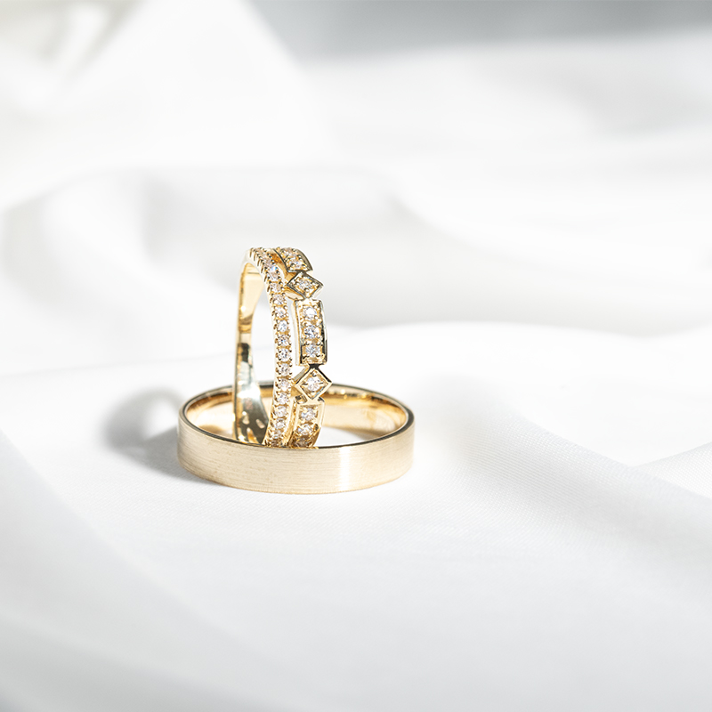 Dámska diamantová snubná obrúčka a pánsky plochý prsteň Payton 128641