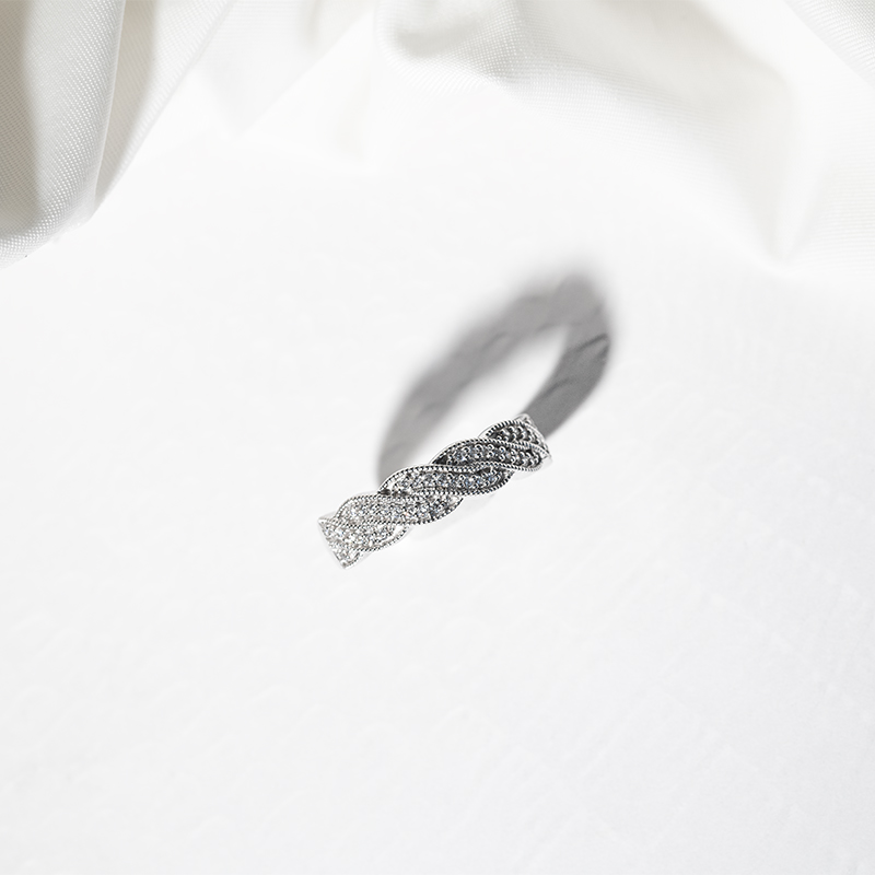 Zlaté svadobné prstene s infinity obrúčkou a komfortným prsteňom Caika 128781