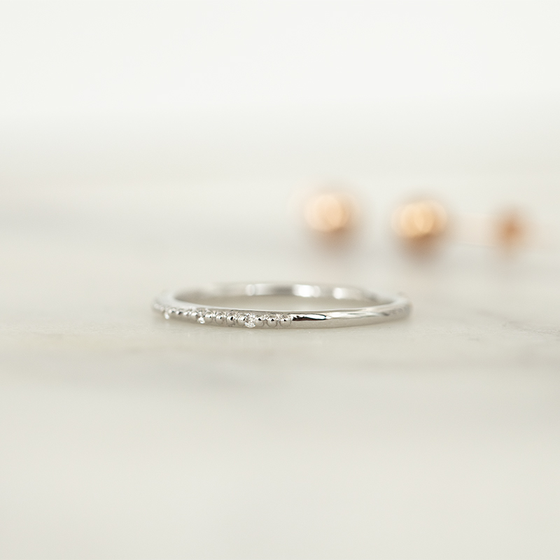Minimalistický prsteň s diamantmi Brealyn 130101