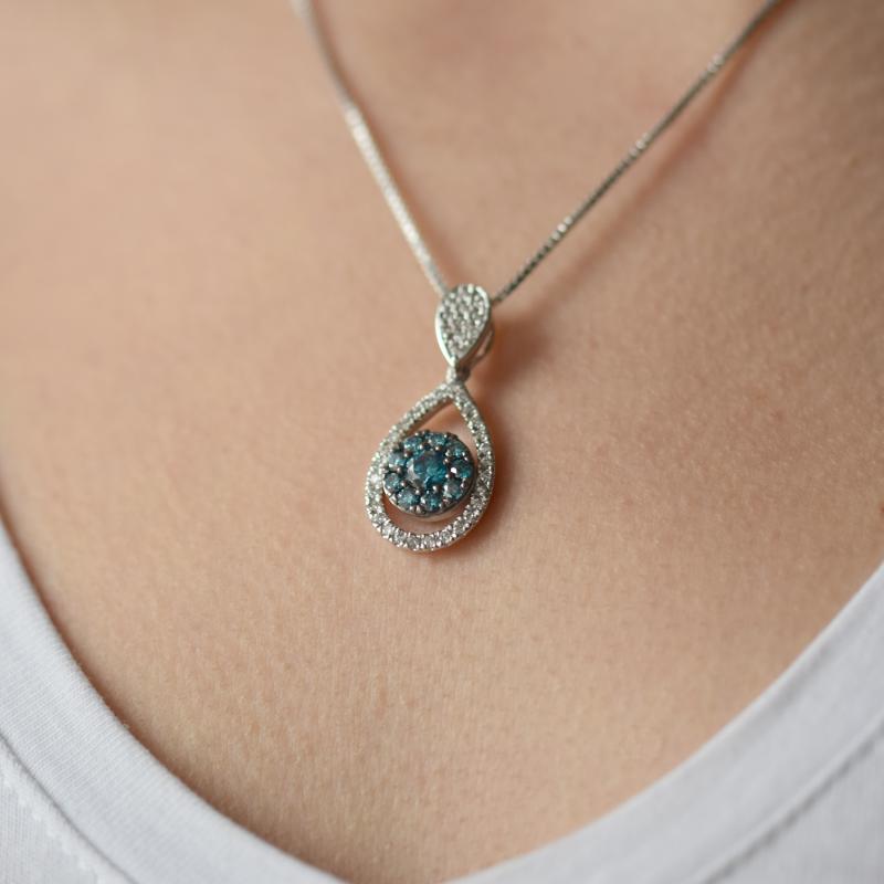 Zlatý náhrdelník s modrými a bielymi diamantmi 15421