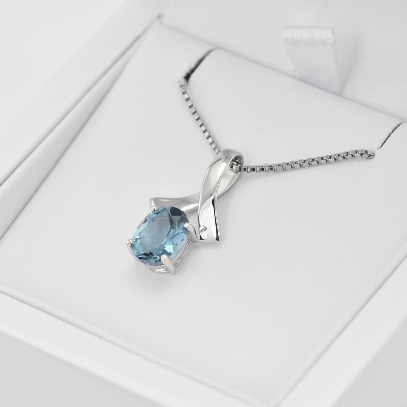Strieborný náhrdelník s modrým topásom 19801