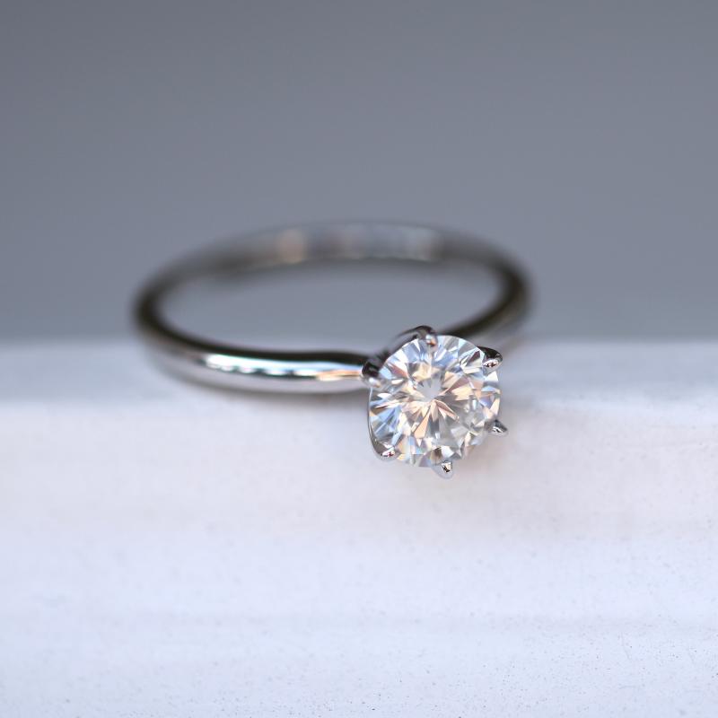 Zásnubný prsteň s diamantom 46601