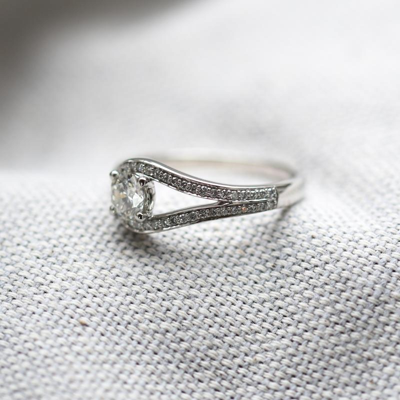 Diamantový zásnubný prsteň 49231