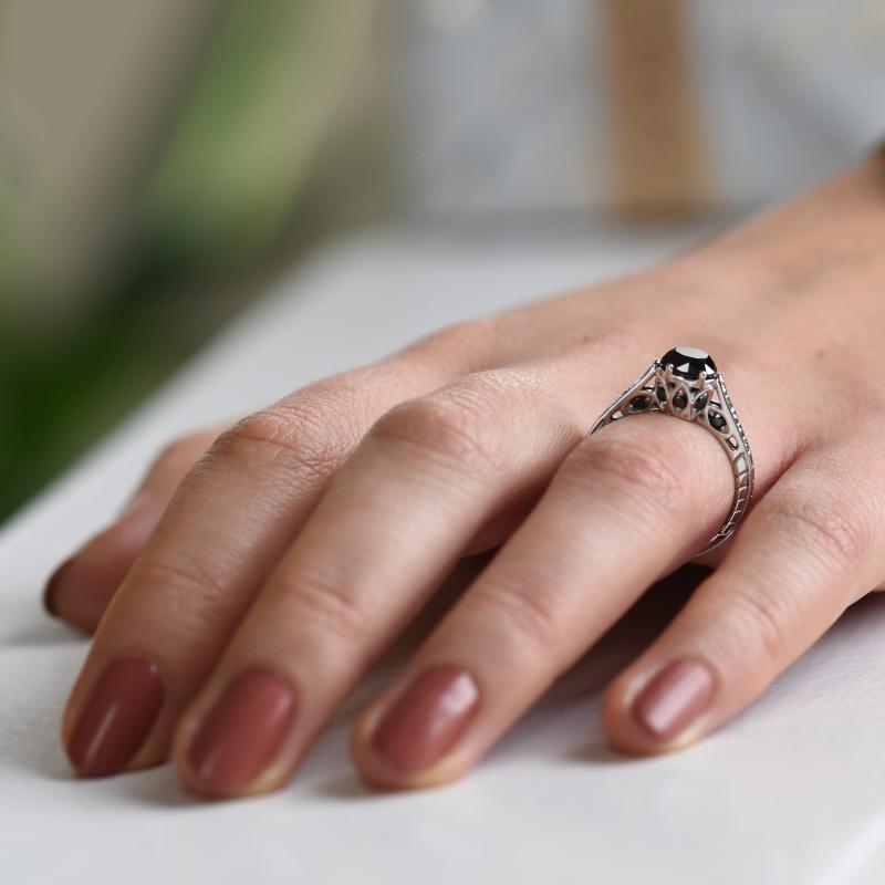 Zásnubný prsteň s diamantmi 51351