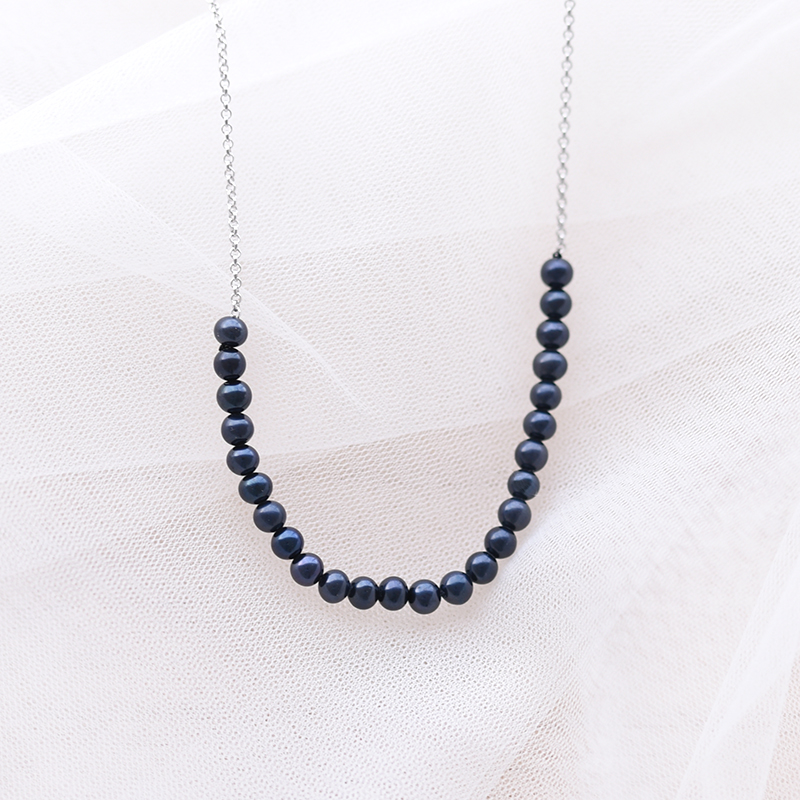 Strieborný náhrdelník s perlami 58301