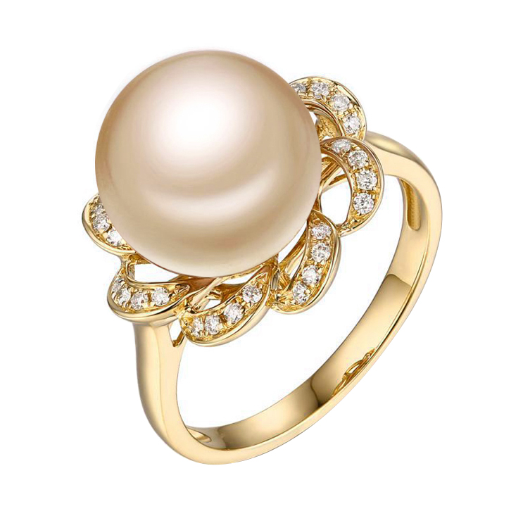 Zlatý romantický prsteň s tělovou perlou a diamantmi 
