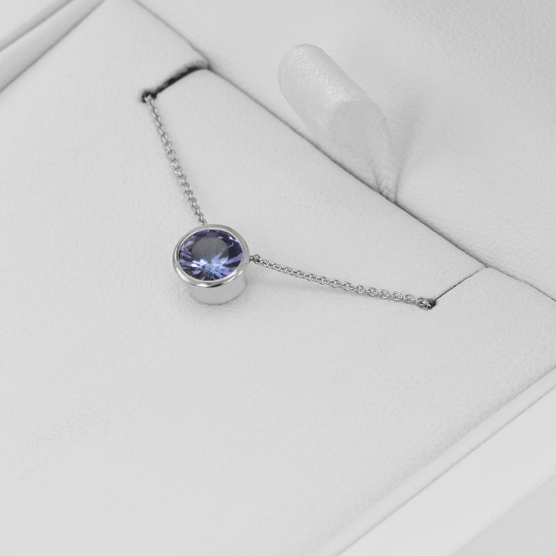 Platinový náhrdelník s modrým tanzanitom 71461