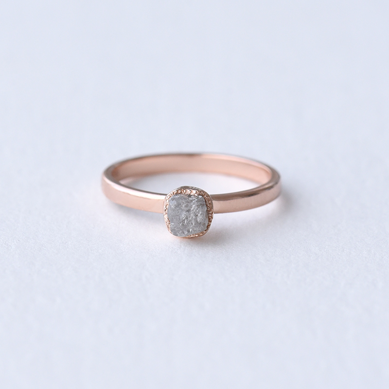 Zásnubný prsteň s diamantom 75141