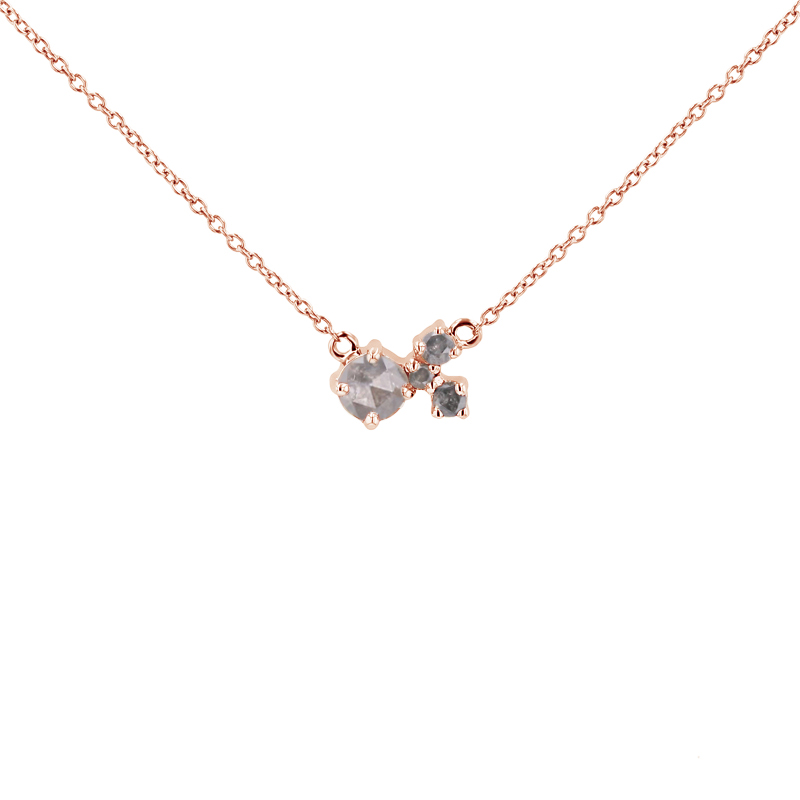Strieborný cluster náhrdelník so salt and pepper diamantmi Maizie 116162