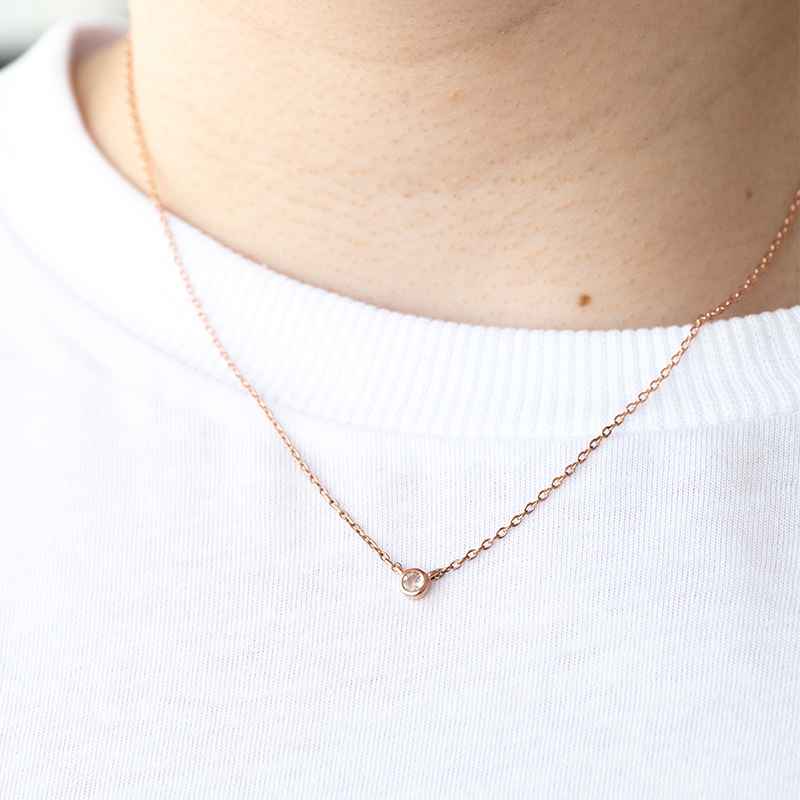 Strieborný minimalistický náhrdelník s morganitom Vieny 125152