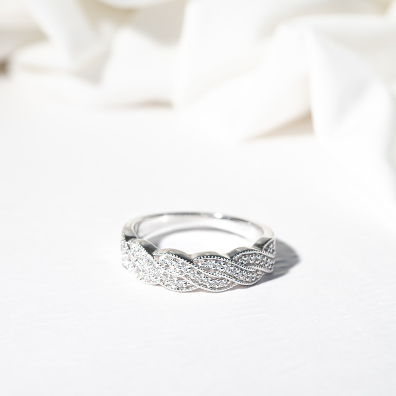 Zlaté svadobné prstene s infinity obrúčkou a komfortným prsteňom Caika 128782