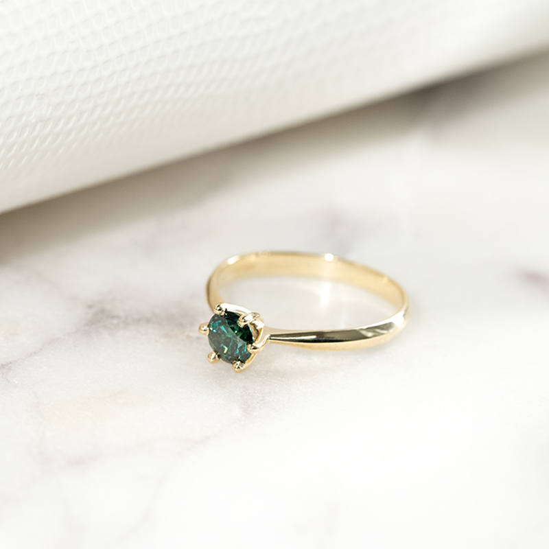 Zlatý zásnubný prsteň s modrým diamantom Isma 132422