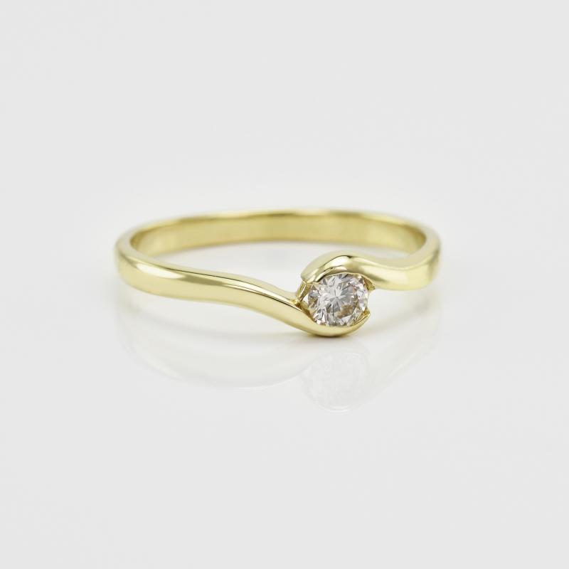 Prsteň s diamantom 18562