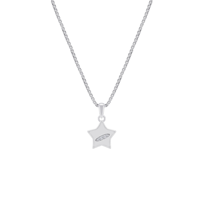 Strieborný náhrdelník v tvare hviezdy s diamantom