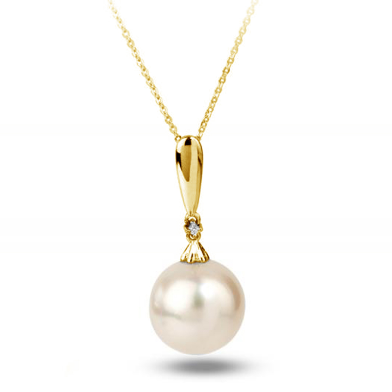 Zlatý perlový náhrdelník s diamantom 76652