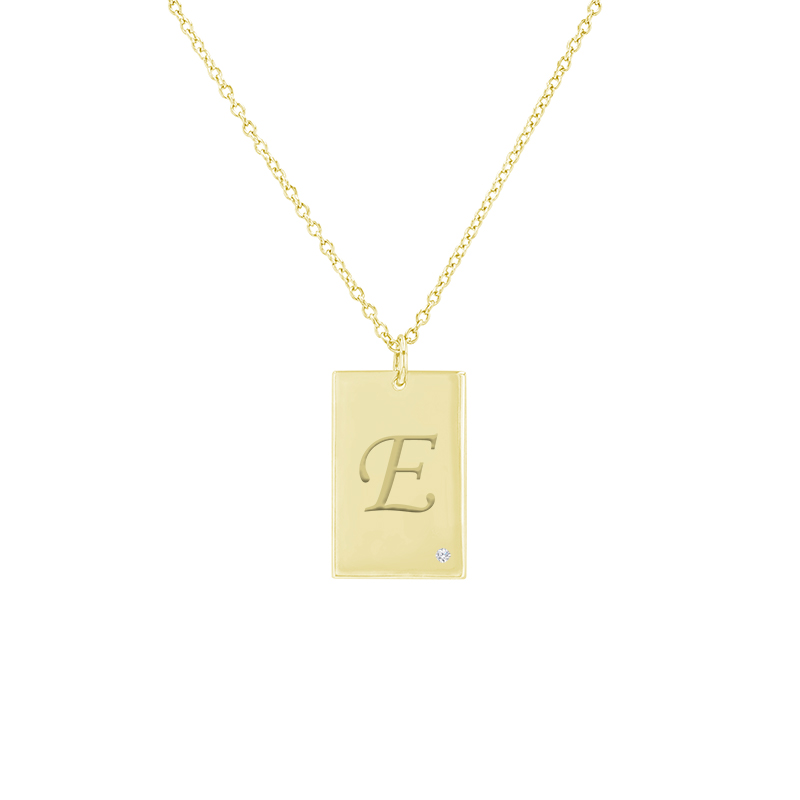 Zlatý prívesok s diamantom a gravírom písmena E