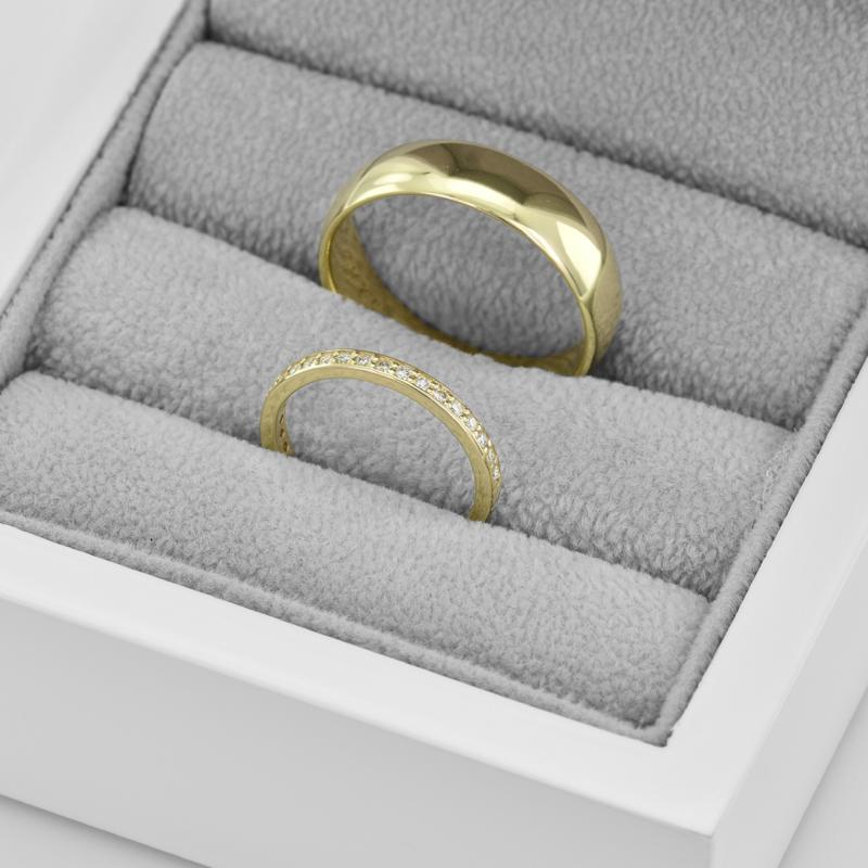 Dámsky eternity prsteň s moissanitmi a pánsky komfortný prsteň Neville 105293
