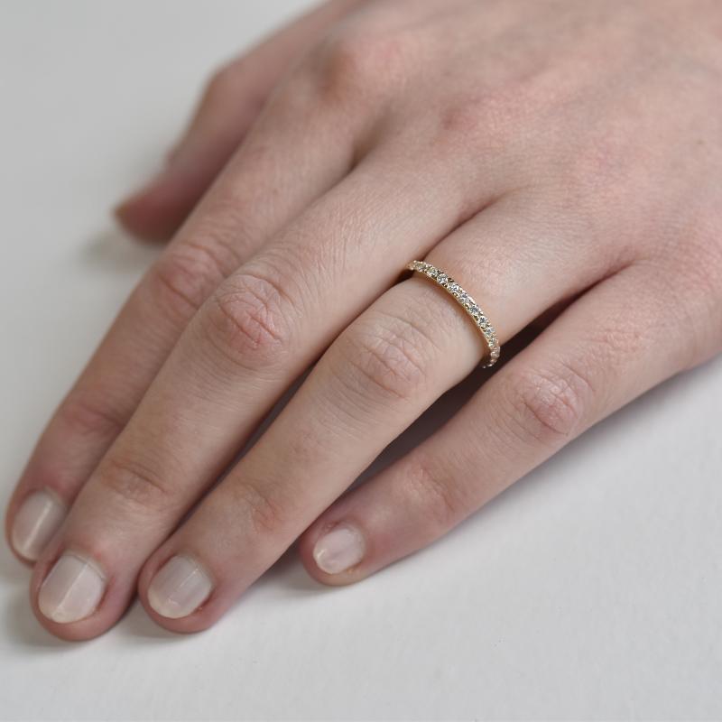 Eternity prsteň s moissanitmi a pánsky komfortný svadobný prsteň Arooj 105413