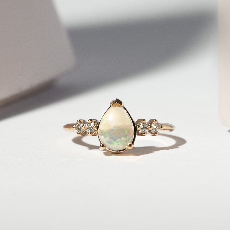 Opálový prsteň s diamantmi Arielle 112503