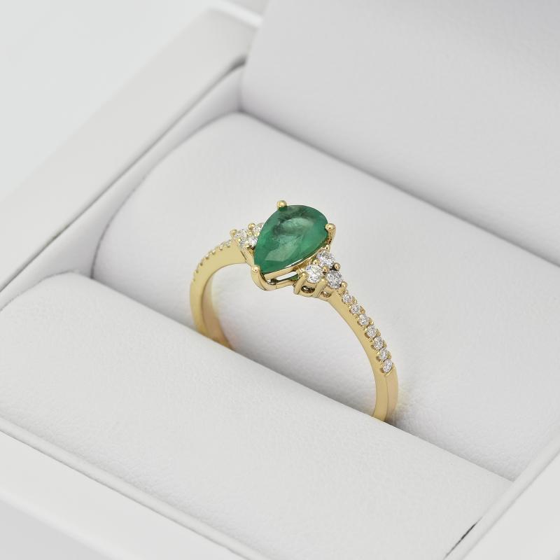 Zlatý smaragdový prsteň 12663