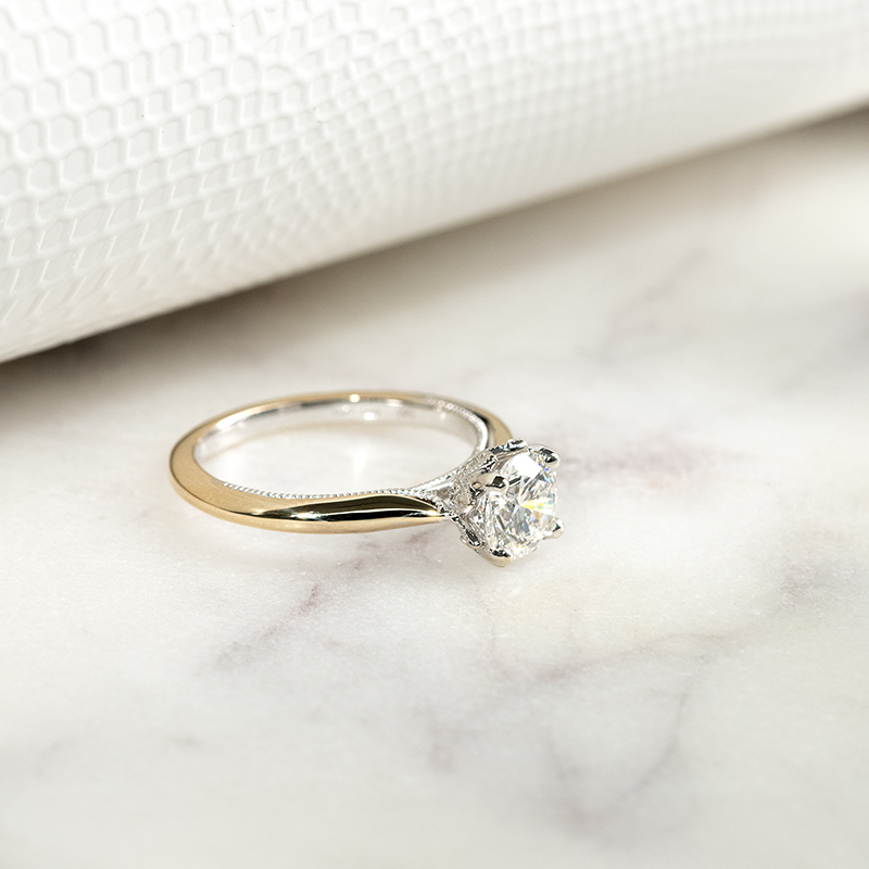 Zásnubný prsteň s postrannými marquise diamantmi Lisabet 132363