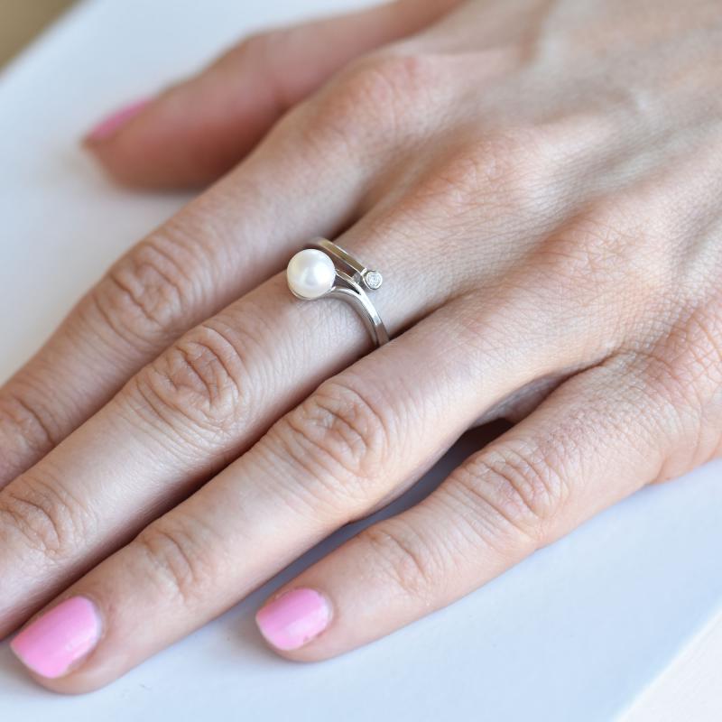 Zásnubný prsteň s perlou