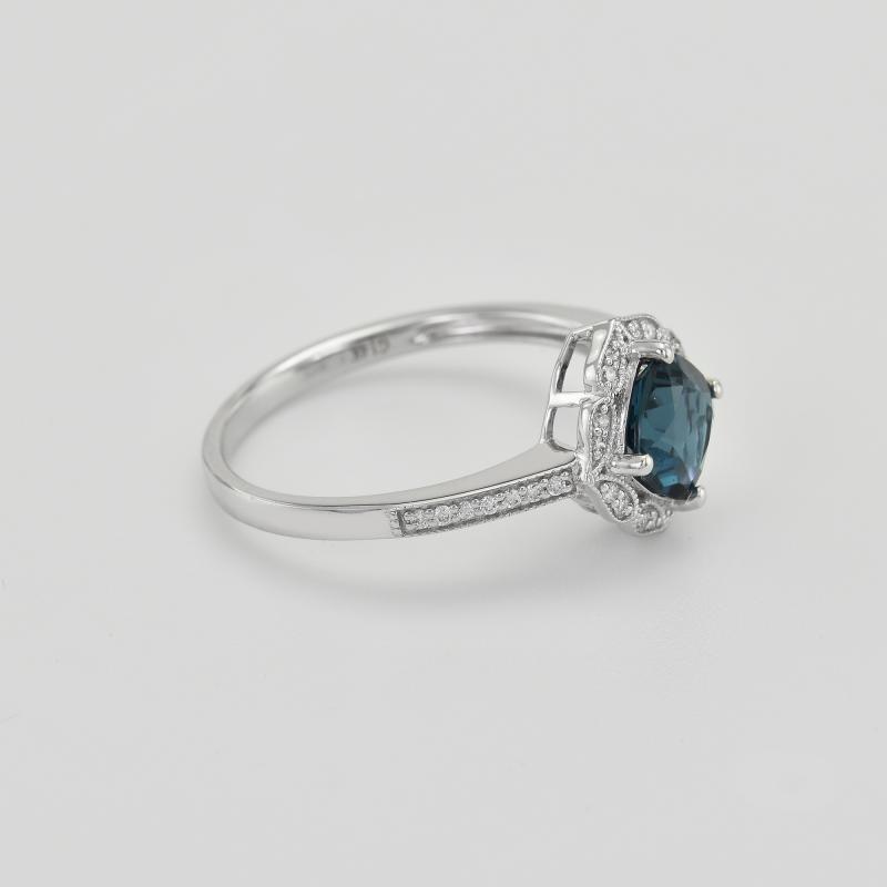 Vintage prsteň s modrým topásom 37863