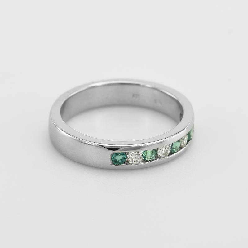 Platinový prsteň plný diamantov 49763