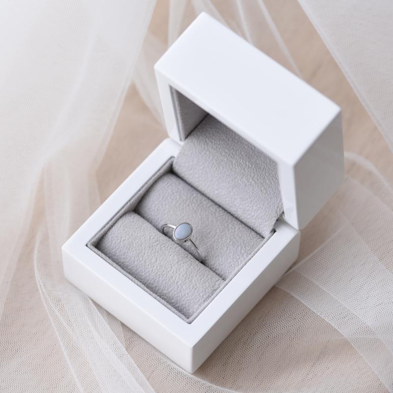 Zlatý minimalistický prsten s opálom 52813