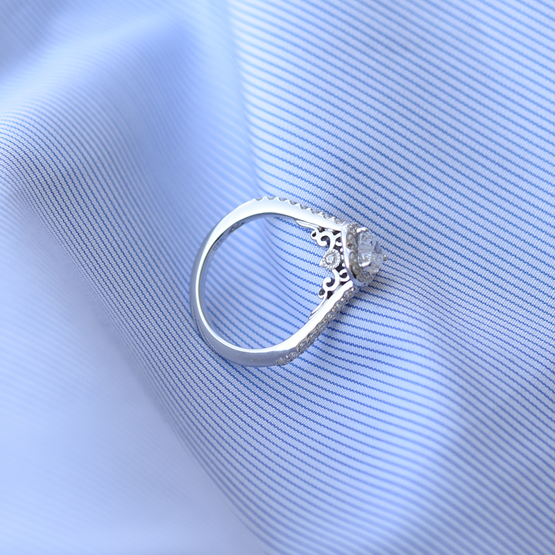 Diamantový prsteň 60923