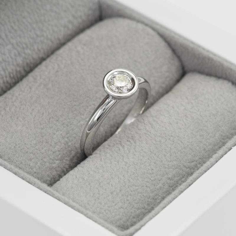 Zásnubný prsteň s diamantom 64933