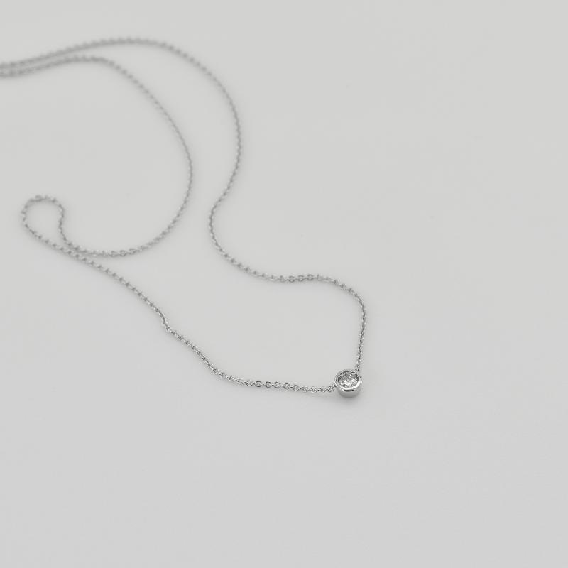 Platinový náhrdelník s diamantom 71393