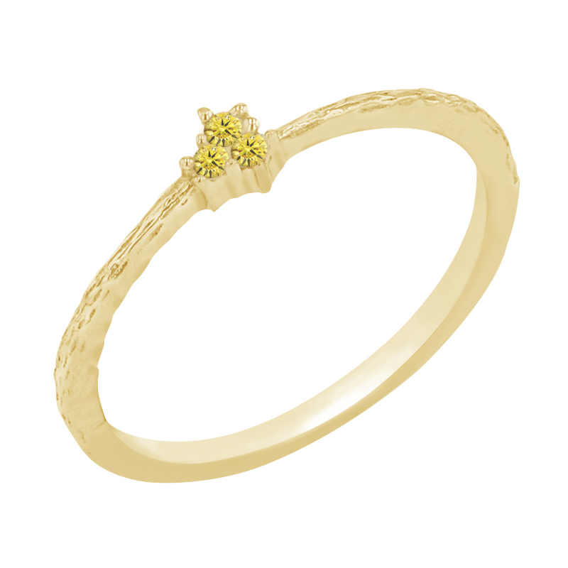 Tepaný prsteň so žltými diamantmi 86053
