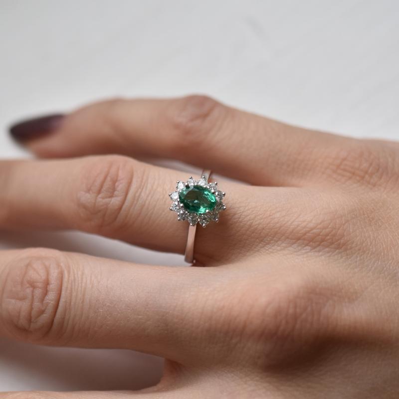 Smaragdový zásnubný prsteň 9483