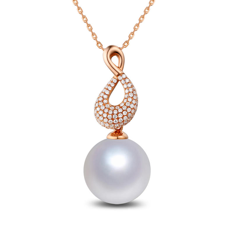 Zlatý perlový náhrdelník s diamantmi Dania
