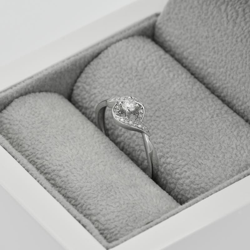 Strieborný prsteň s lab-grown diamantmi Krell 104594