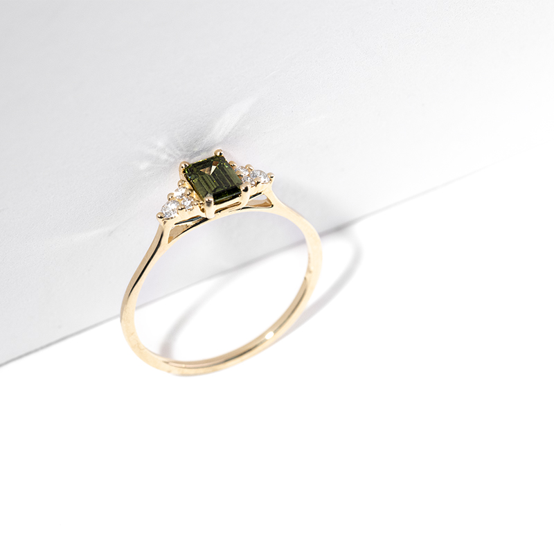 Zásnubný prsteň s 0.43ct IGI certifikovaným zeleným lab-grown diamantom Rhea 125954