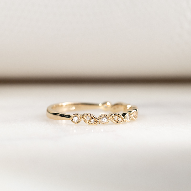 Zlatý vintage prsteň s diamantmi a zlatý komfortný svadobný prsteň Lyla 133104